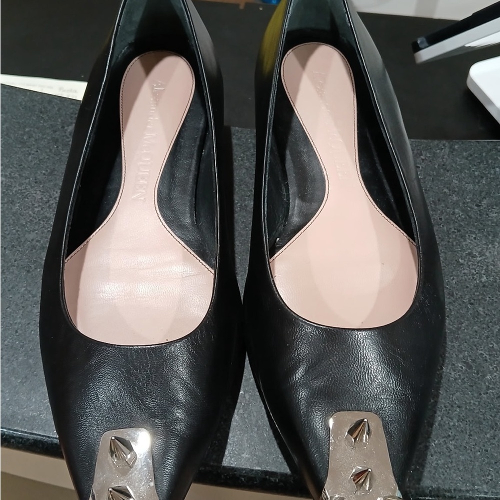 Alexander McQueen Black Flats with Silver Spikes - Picture 3 of 6